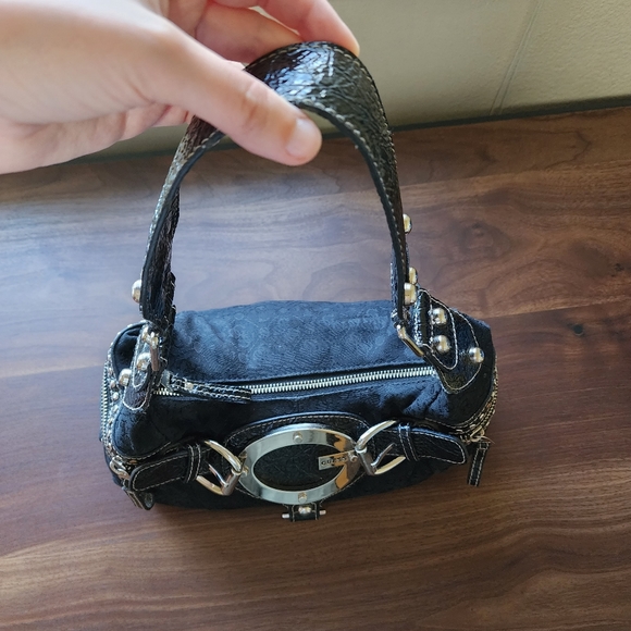 Guess Y2K Mini Shoulder Bag - Picture 6 of 12